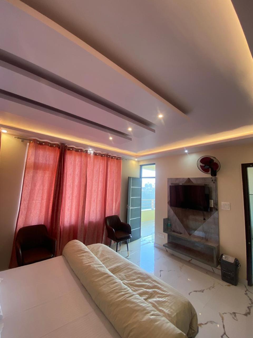 Harmony Heights Shimla Exterior foto